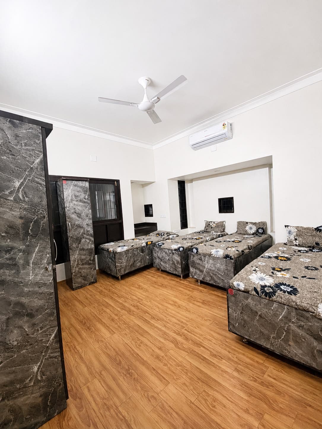 Gallery image 1